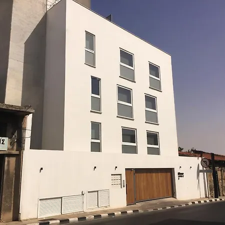 Kitonas Junior Apartament Limassol